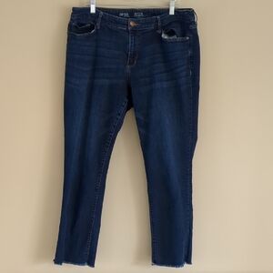18W A.N.A Mid-Rise Straight Jeans A New Approach